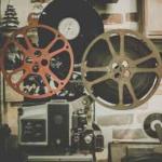 All about choosing best projectors & screens [Home/Business]