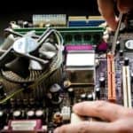 Read more about the article 5 Must-know Tips for Choosing the Ideal Computer Repair Service